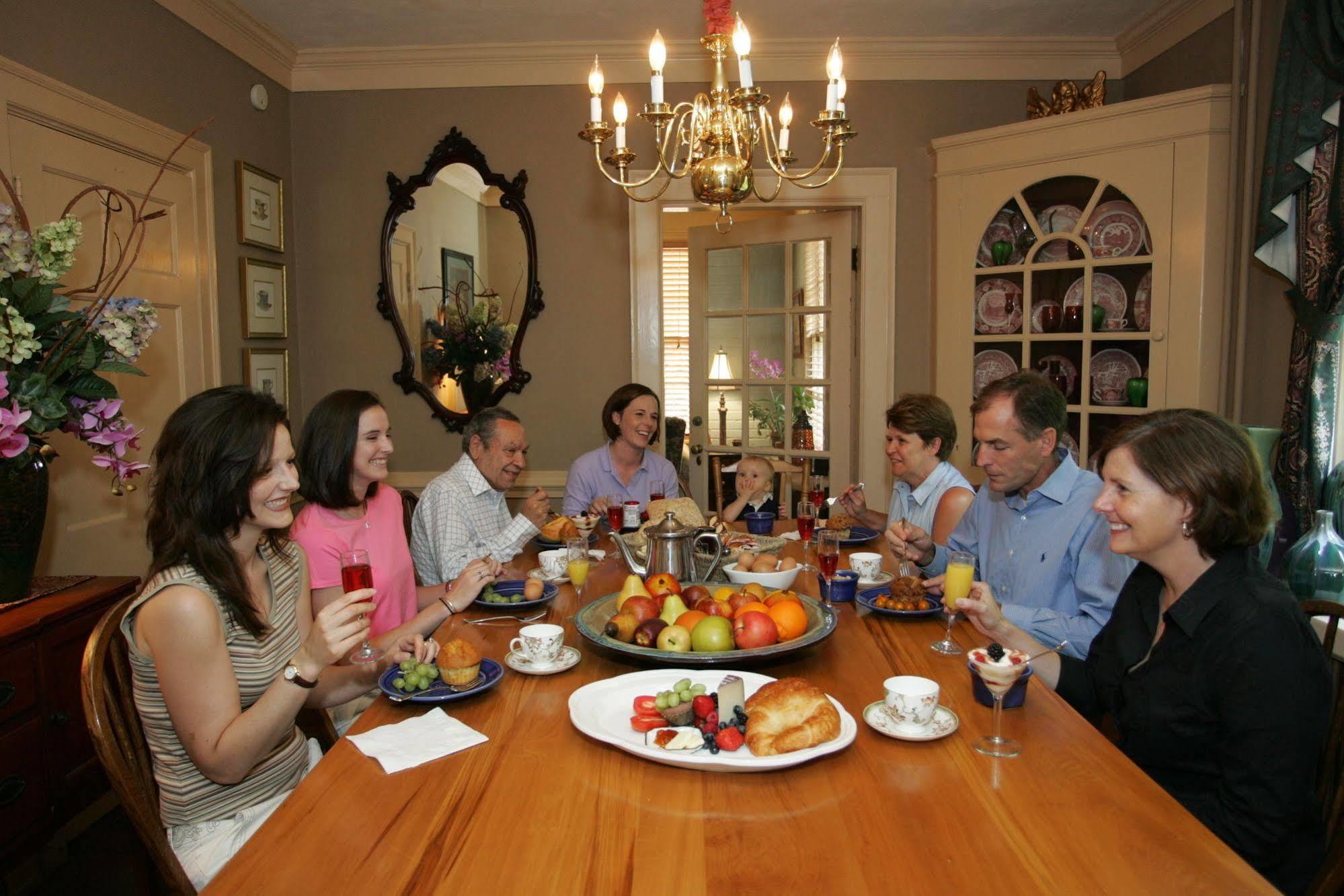Williamsburg Manor B&B Экстерьер фото